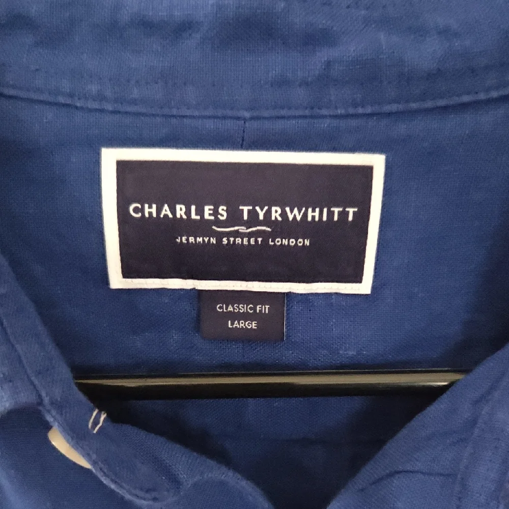 Men's Blue Linen Button Down Shirt - Picture 2 of 4